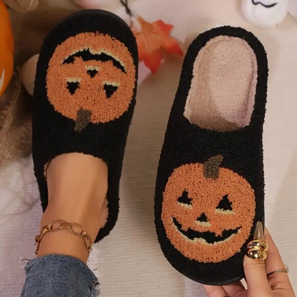New Halloween Cozy Pumpkin Smiley Face Slippers Non-slip Plush Home Cartoon - Picture 1 of 10